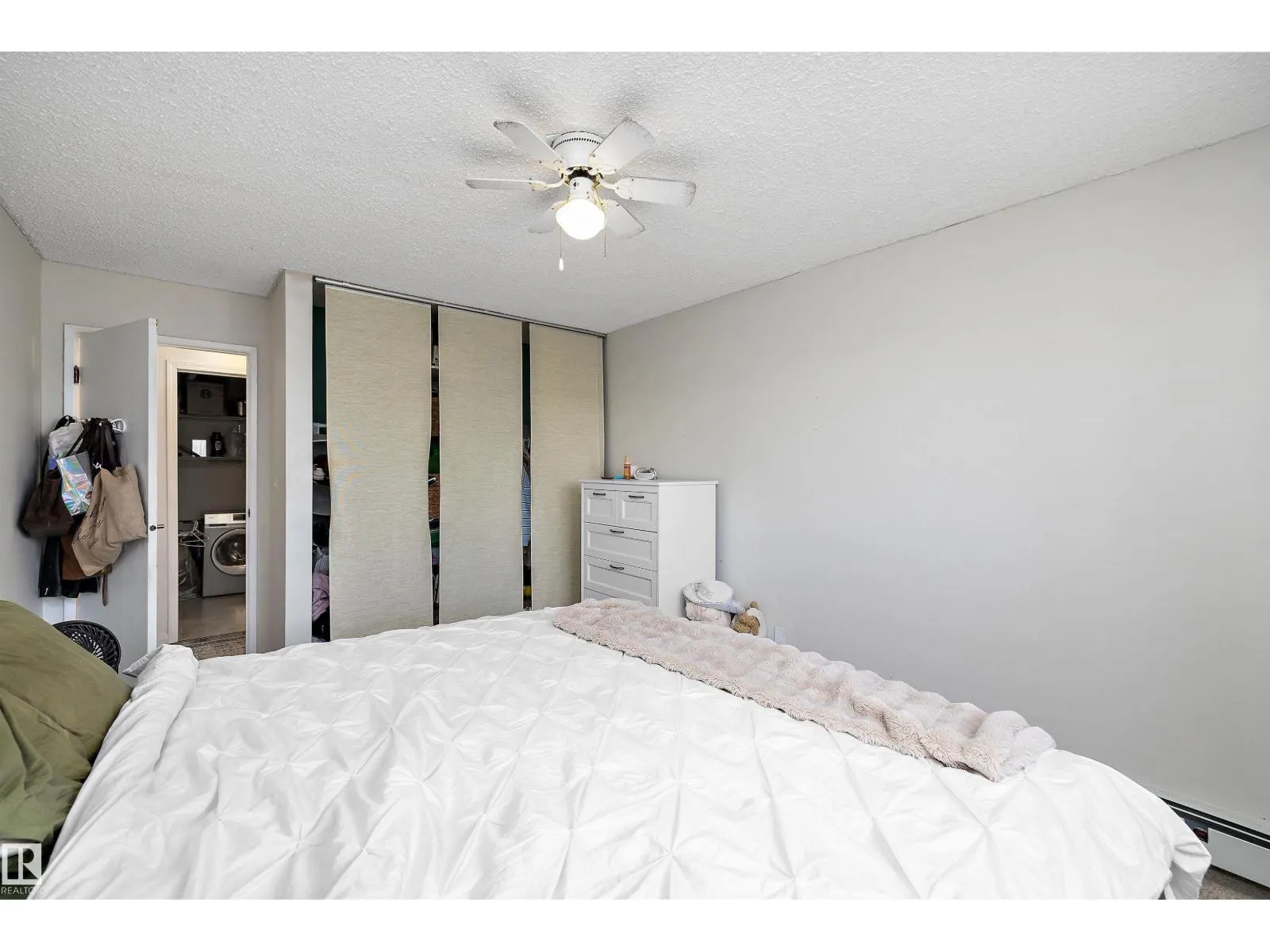 #302 51 BROWN ST