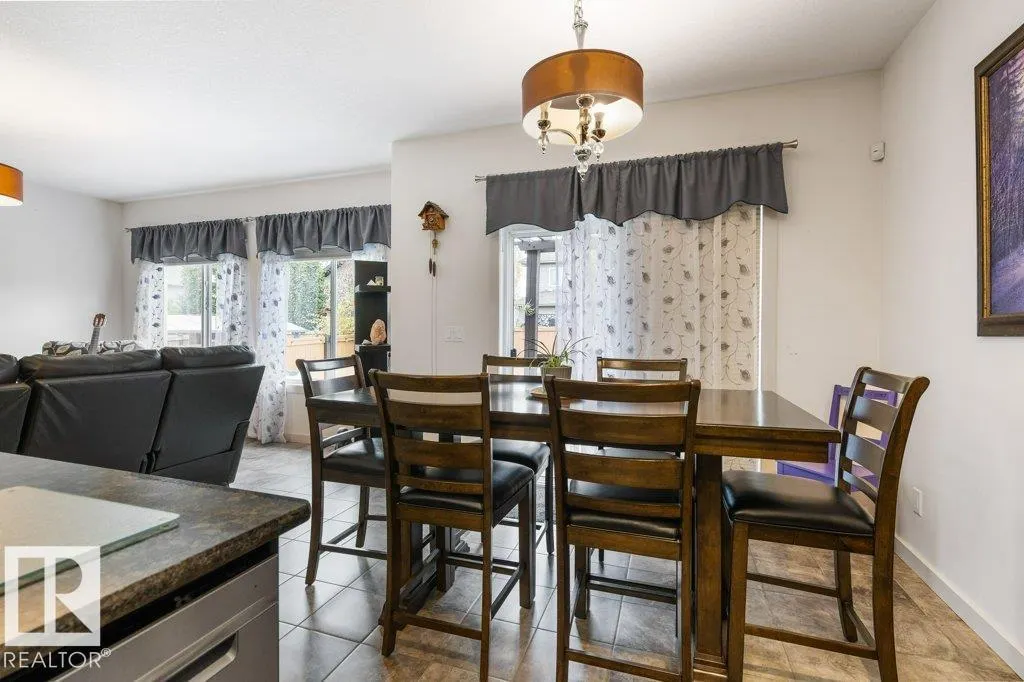 29 NEWGATE WY