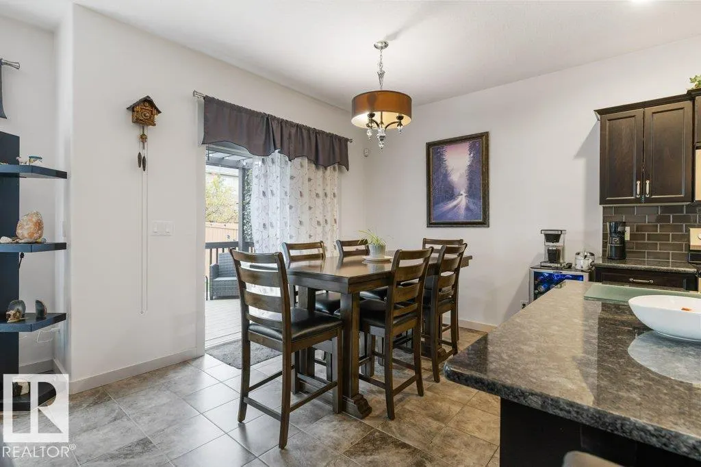 29 NEWGATE WY