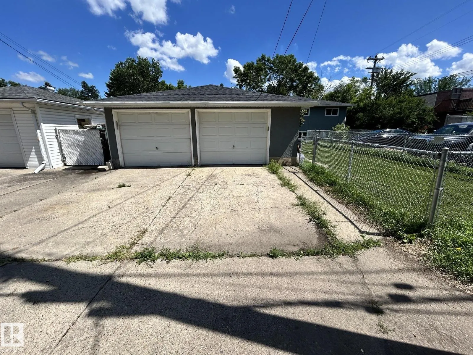11812 45 ST NW