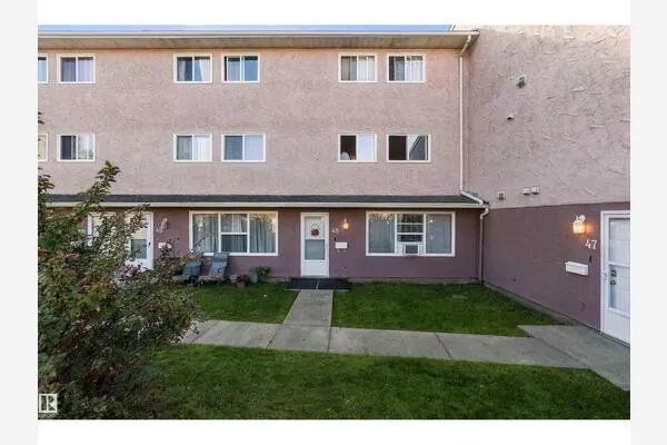 #48 13590 38 ST NW