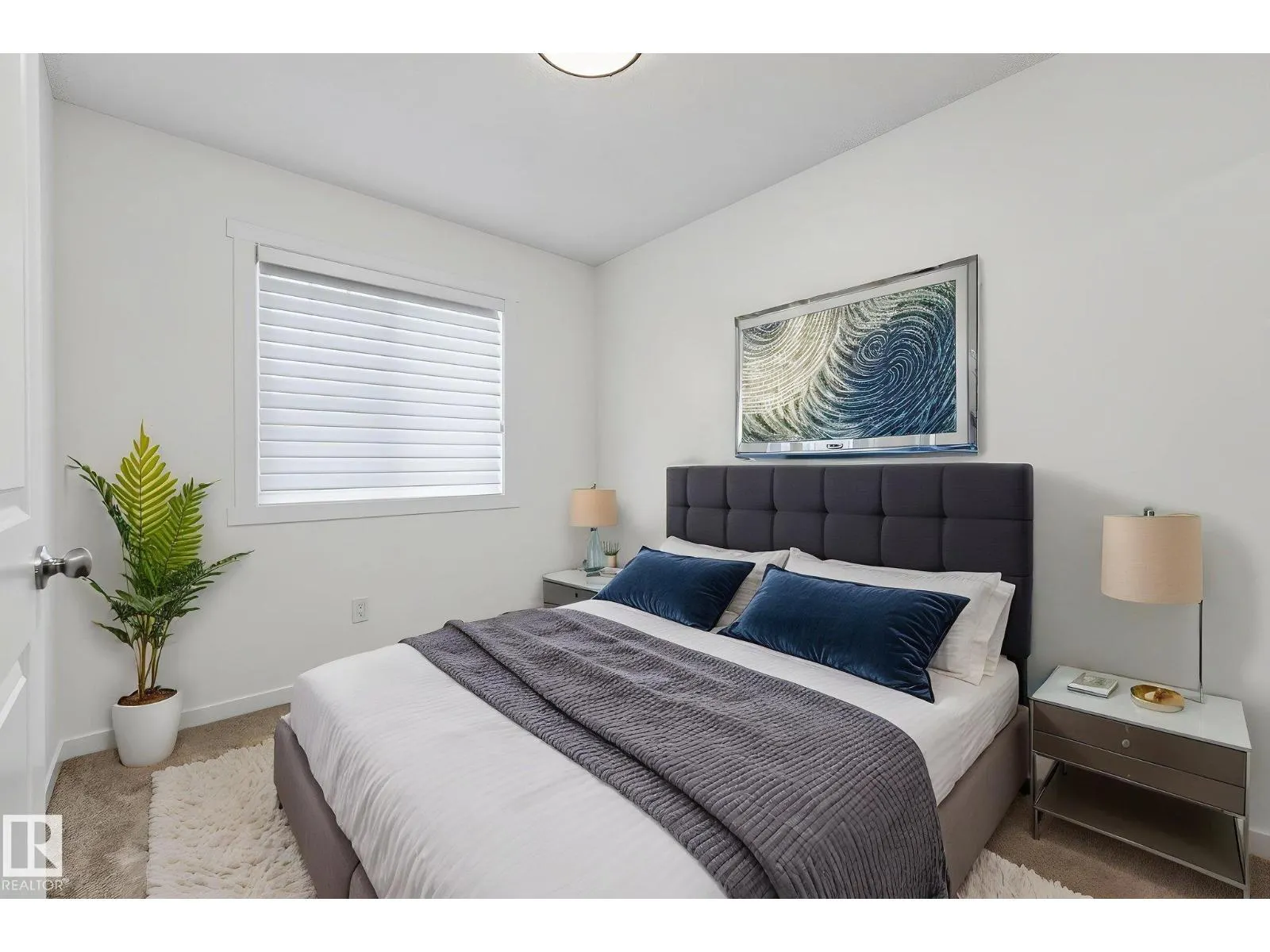 #7 50 McLaughlin DR