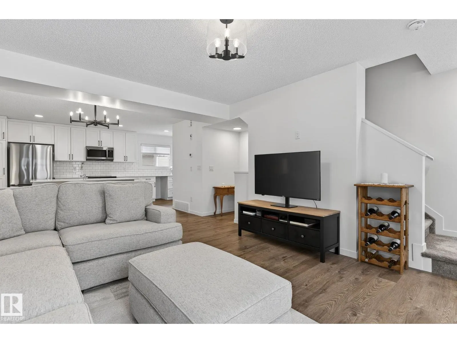 #7 50 McLaughlin DR