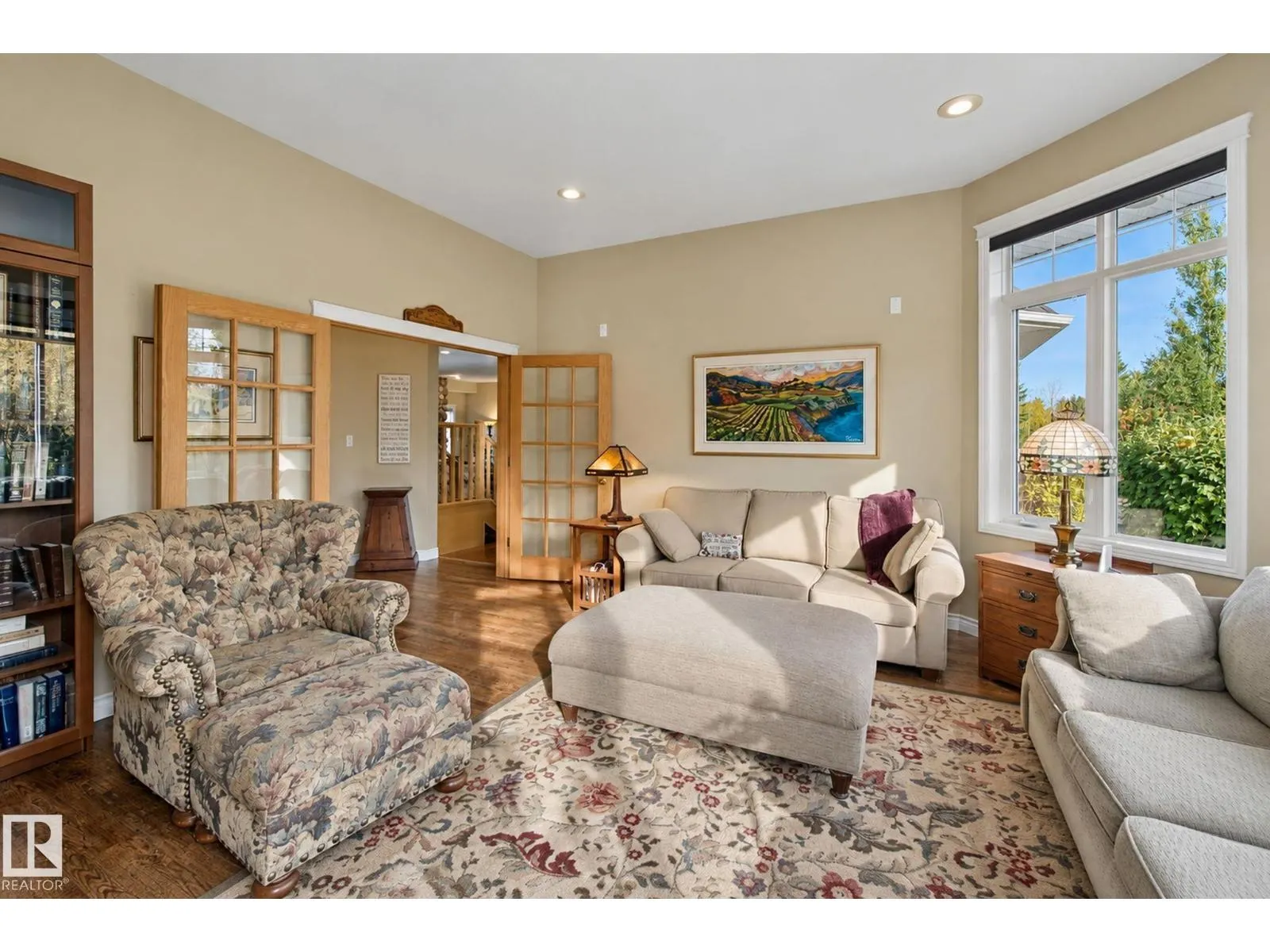 6 ROSENTHAL WY