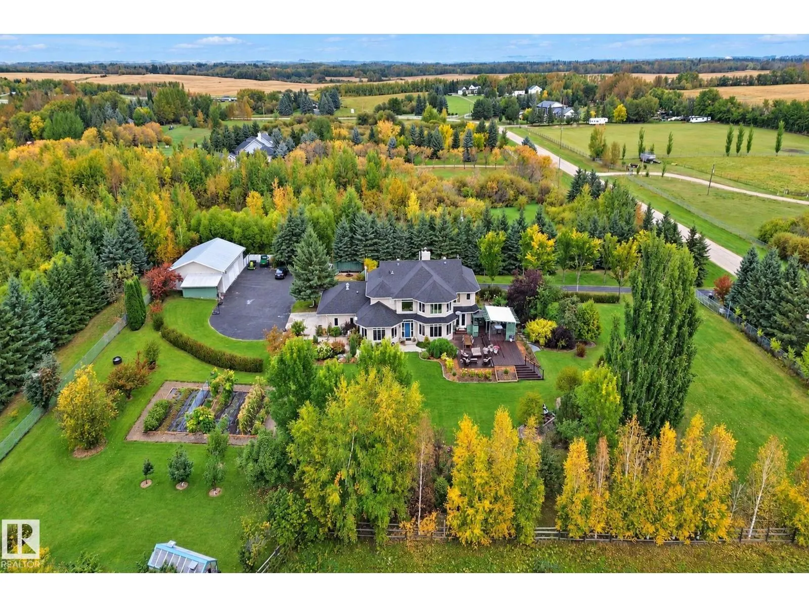 6 ROSENTHAL WY