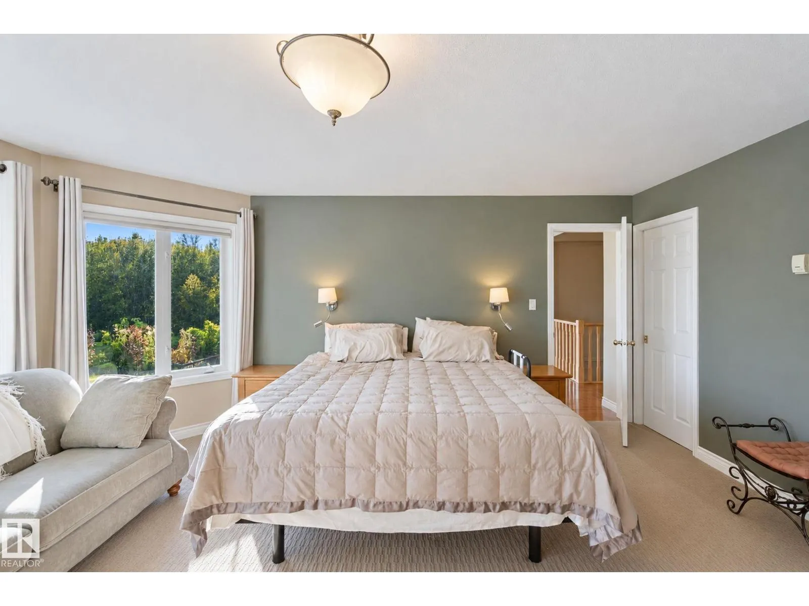 6 ROSENTHAL WY