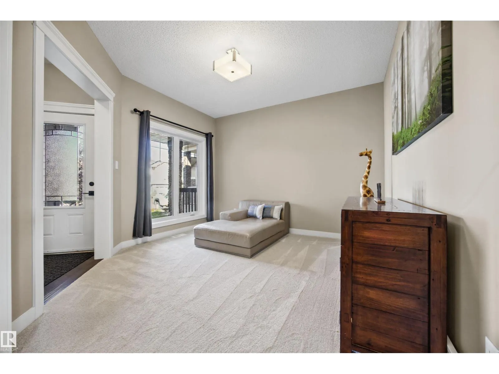 4 MEADOWBROOK WY
