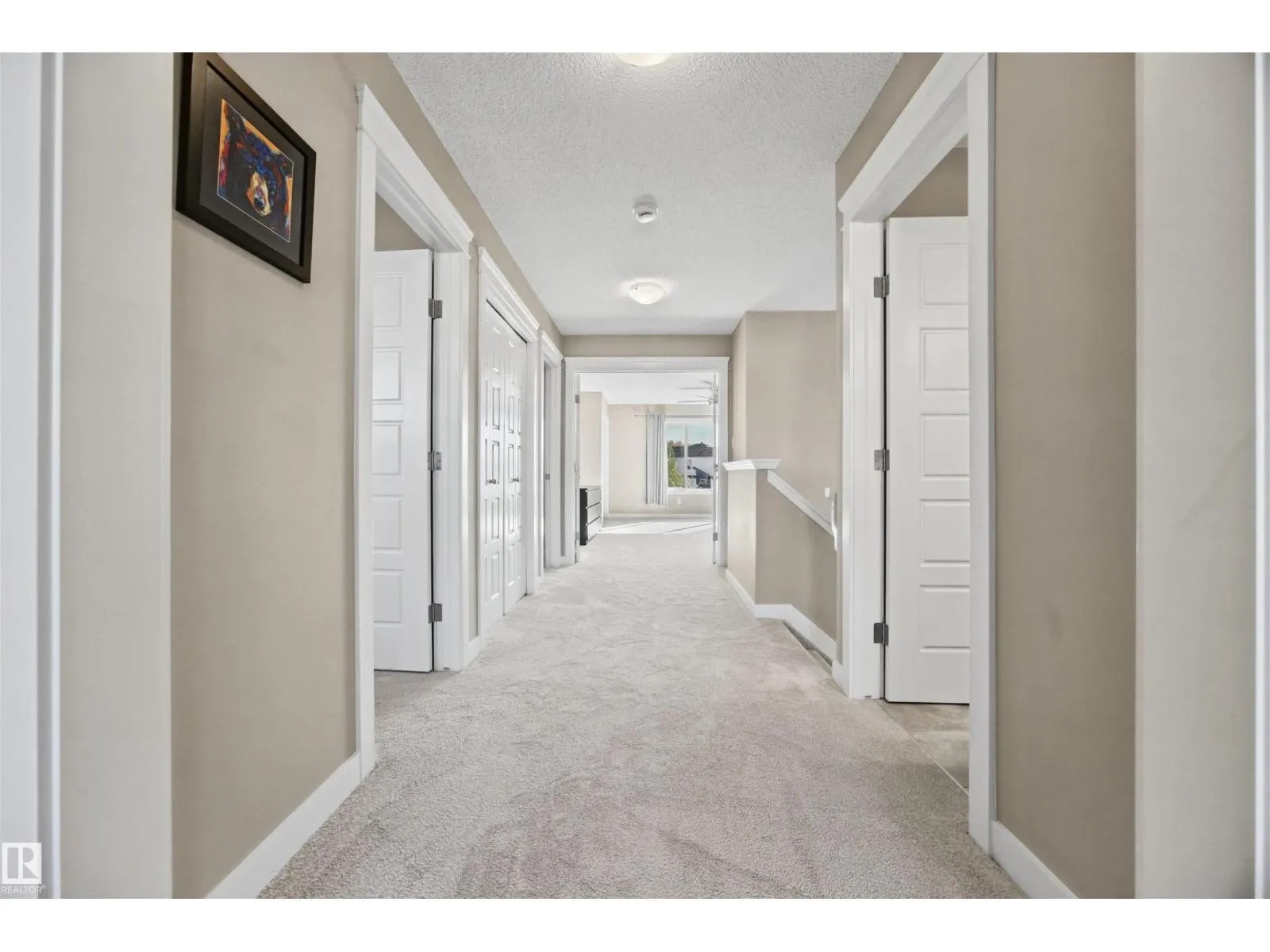 4 MEADOWBROOK WY
