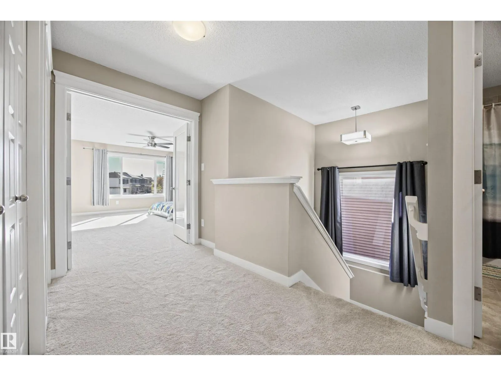 4 MEADOWBROOK WY