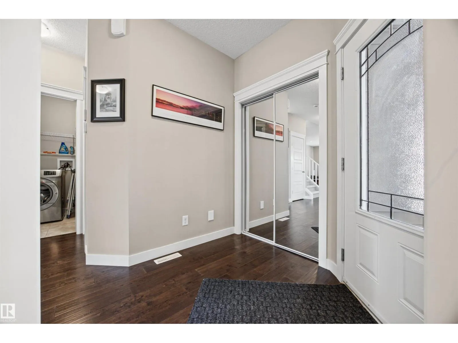 4 MEADOWBROOK WY