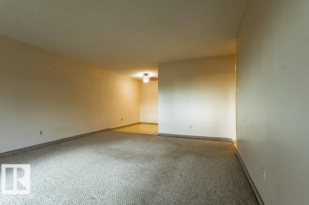 #212 5316 118 AV NW NW