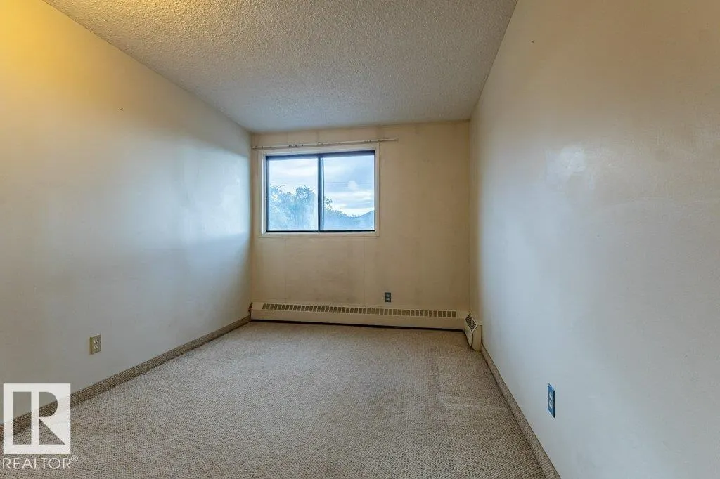 #212 5316 118 AV NW NW