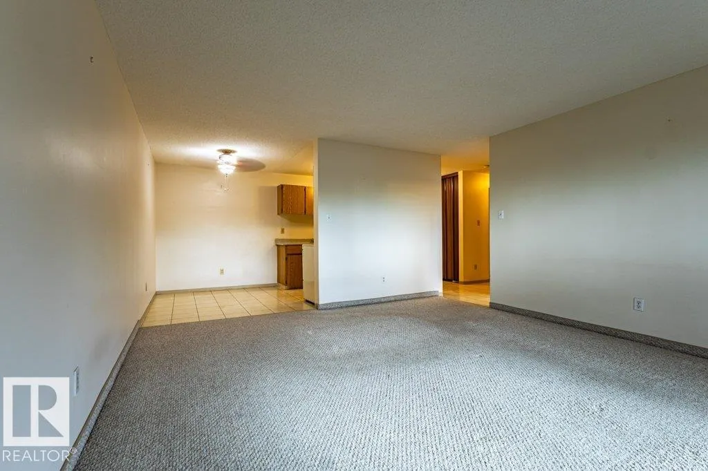 #212 5316 118 AV NW NW