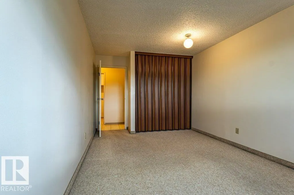 #212 5316 118 AV NW NW