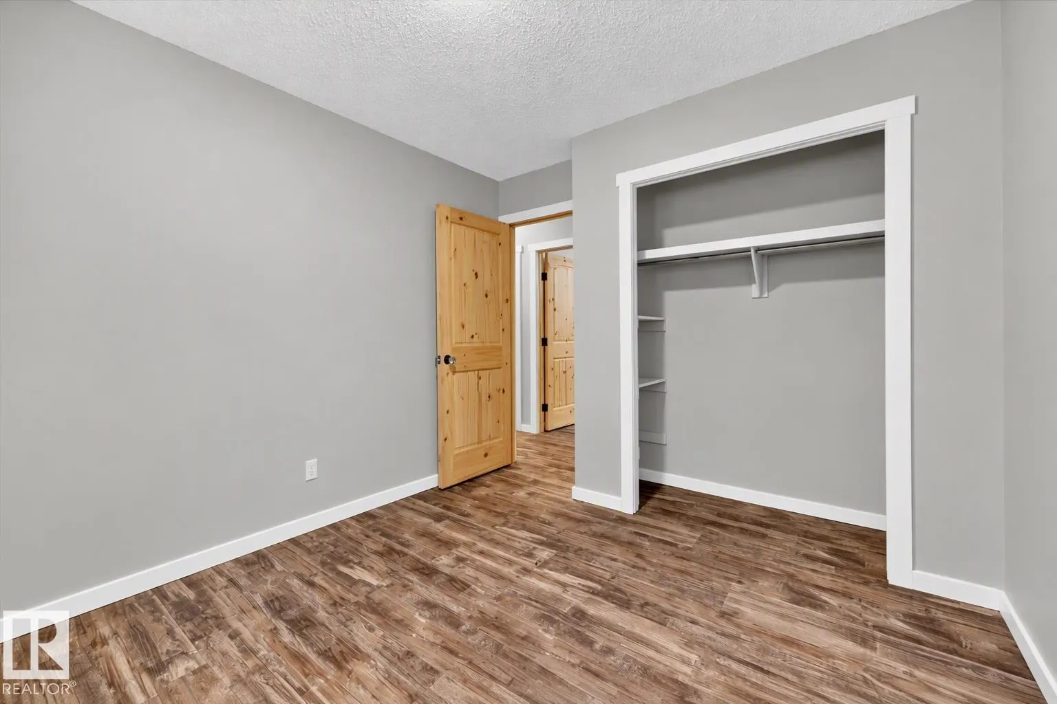 4709 45 ST