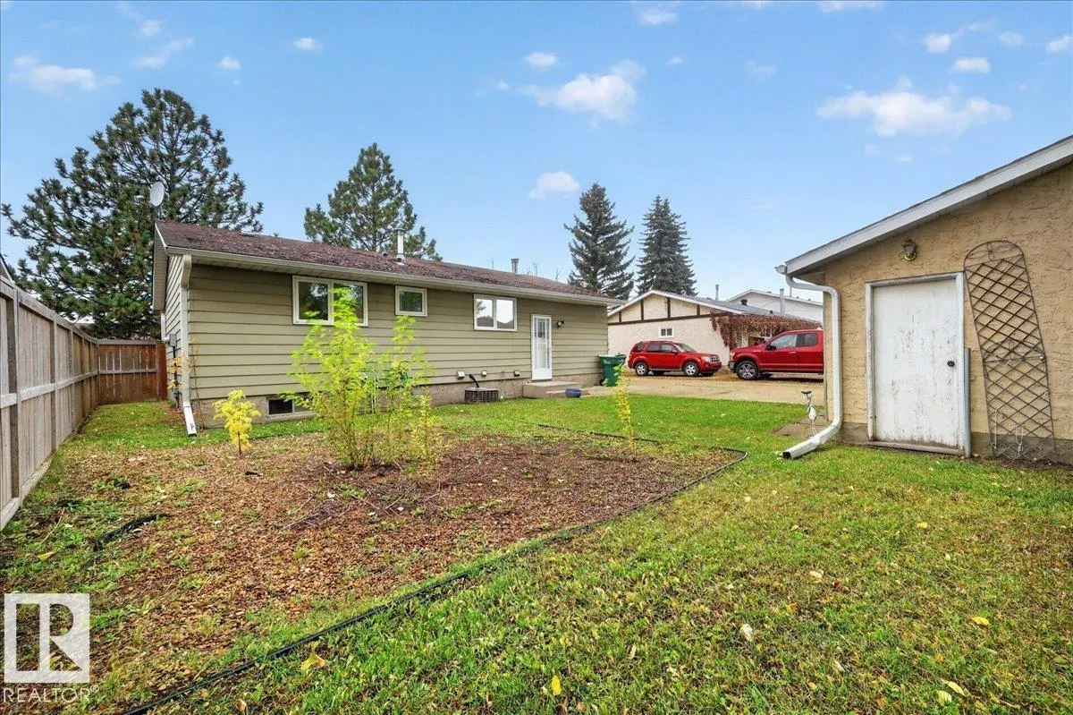 4709 45 ST