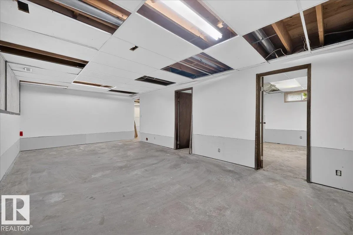 4709 45 ST