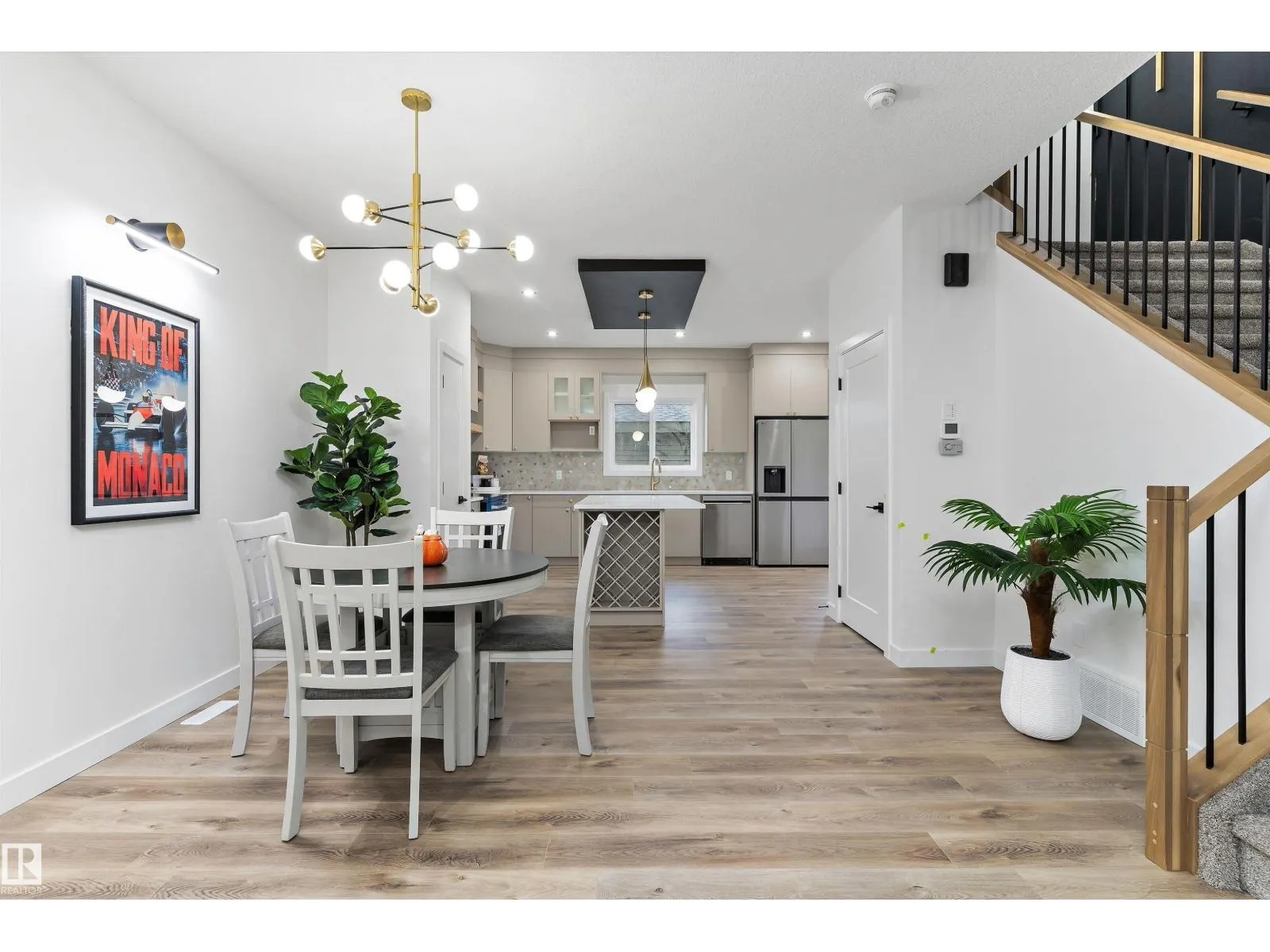 180 Pacific DR