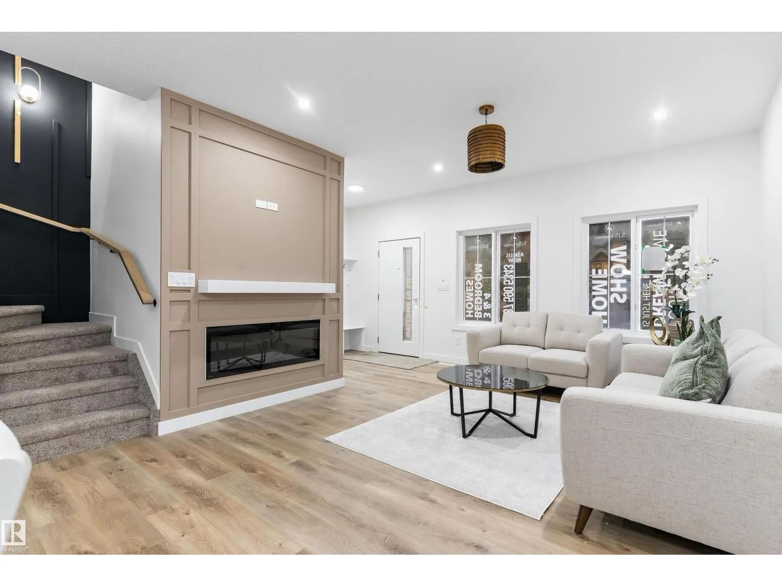 180 Pacific DR