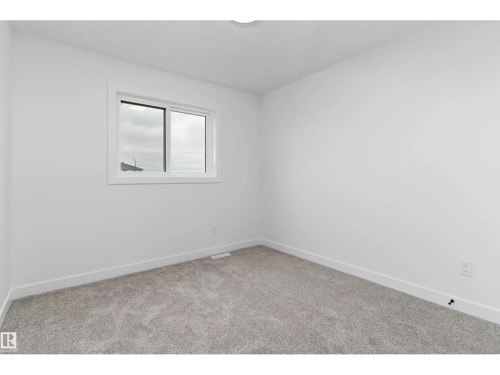 180 Pacific DR