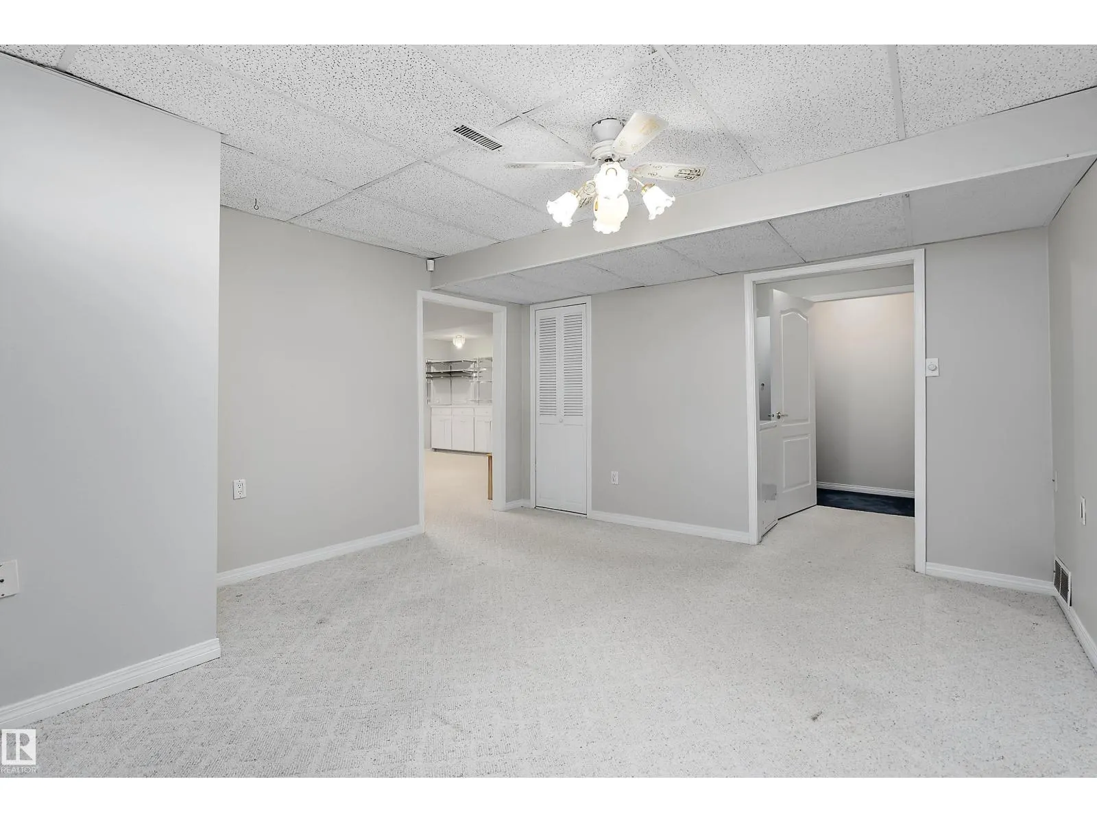 933 YOUVILLE DR W NW