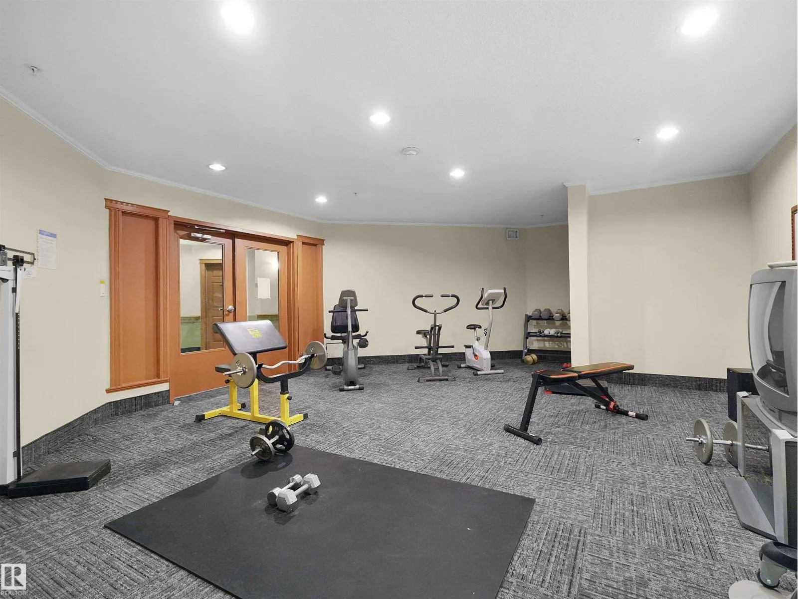#328 8802 SOUTHFORT DR