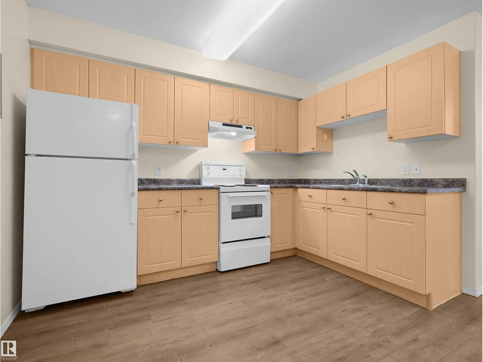#328 8802 SOUTHFORT DR