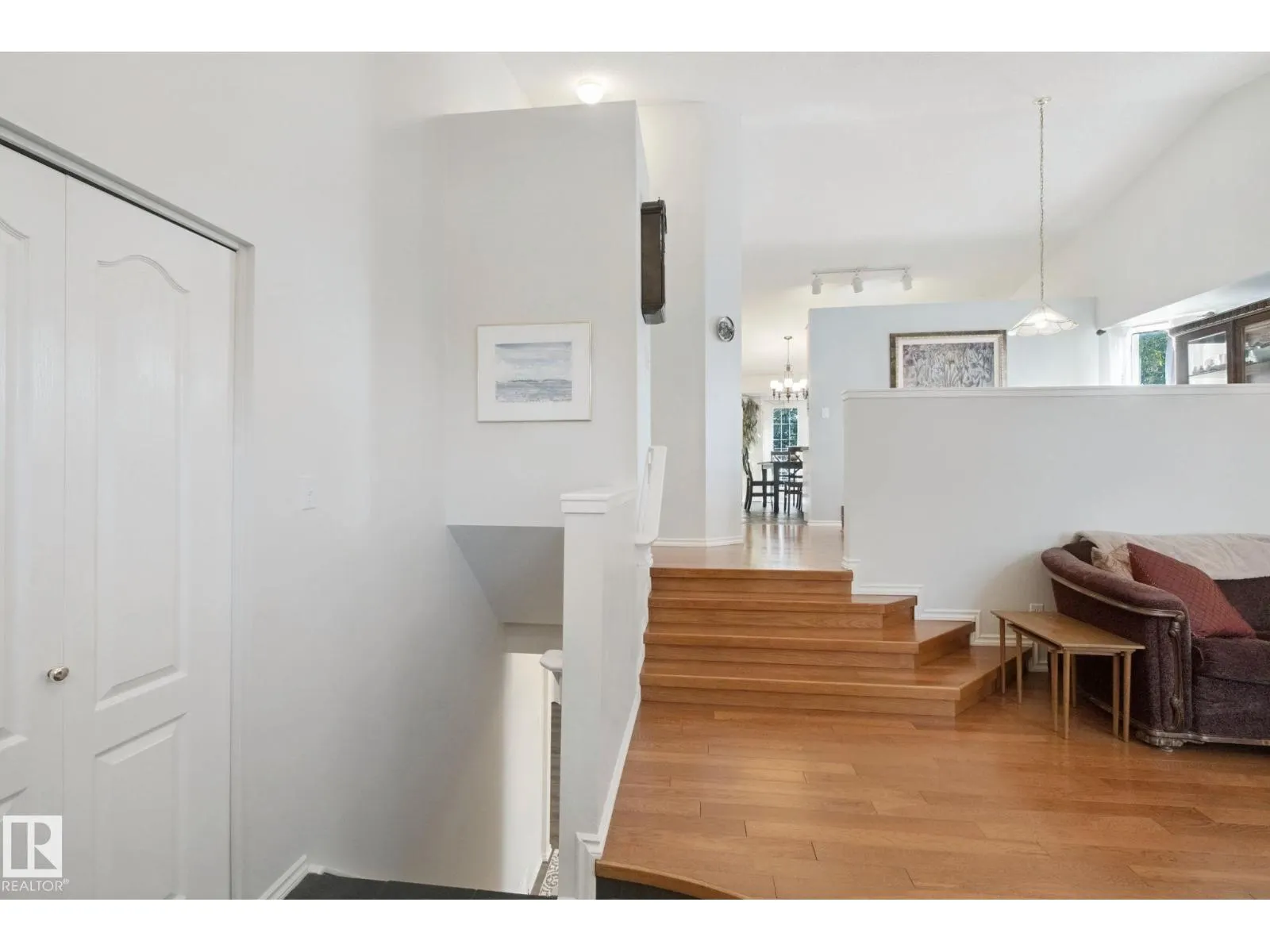 41 ASPENGLEN PL