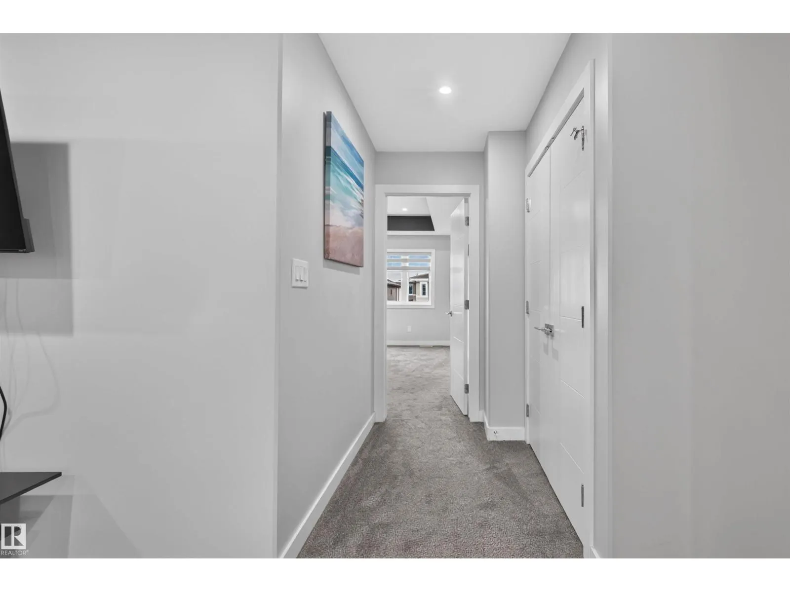 452 ROBERTS CR