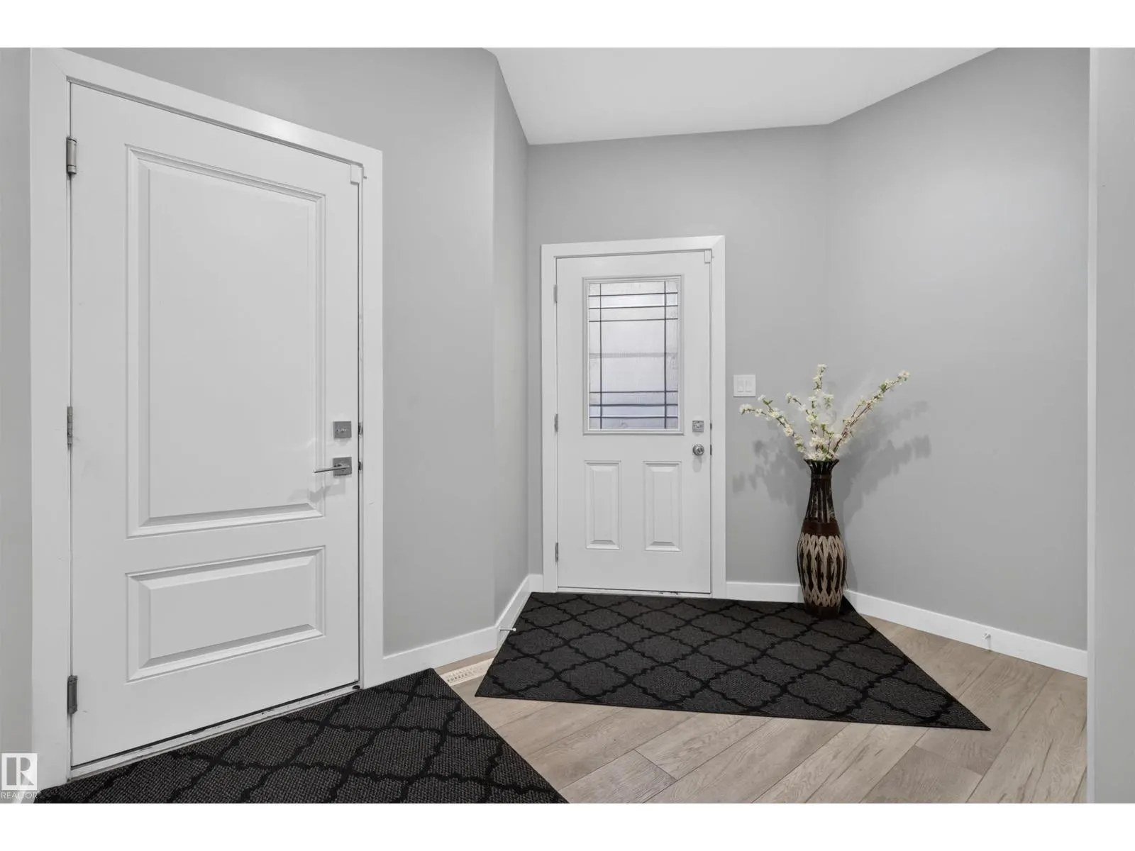 452 ROBERTS CR
