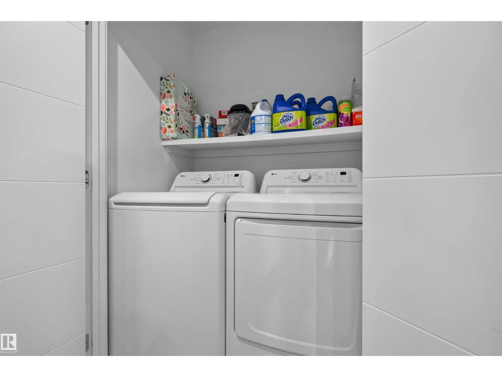 452 ROBERTS CR