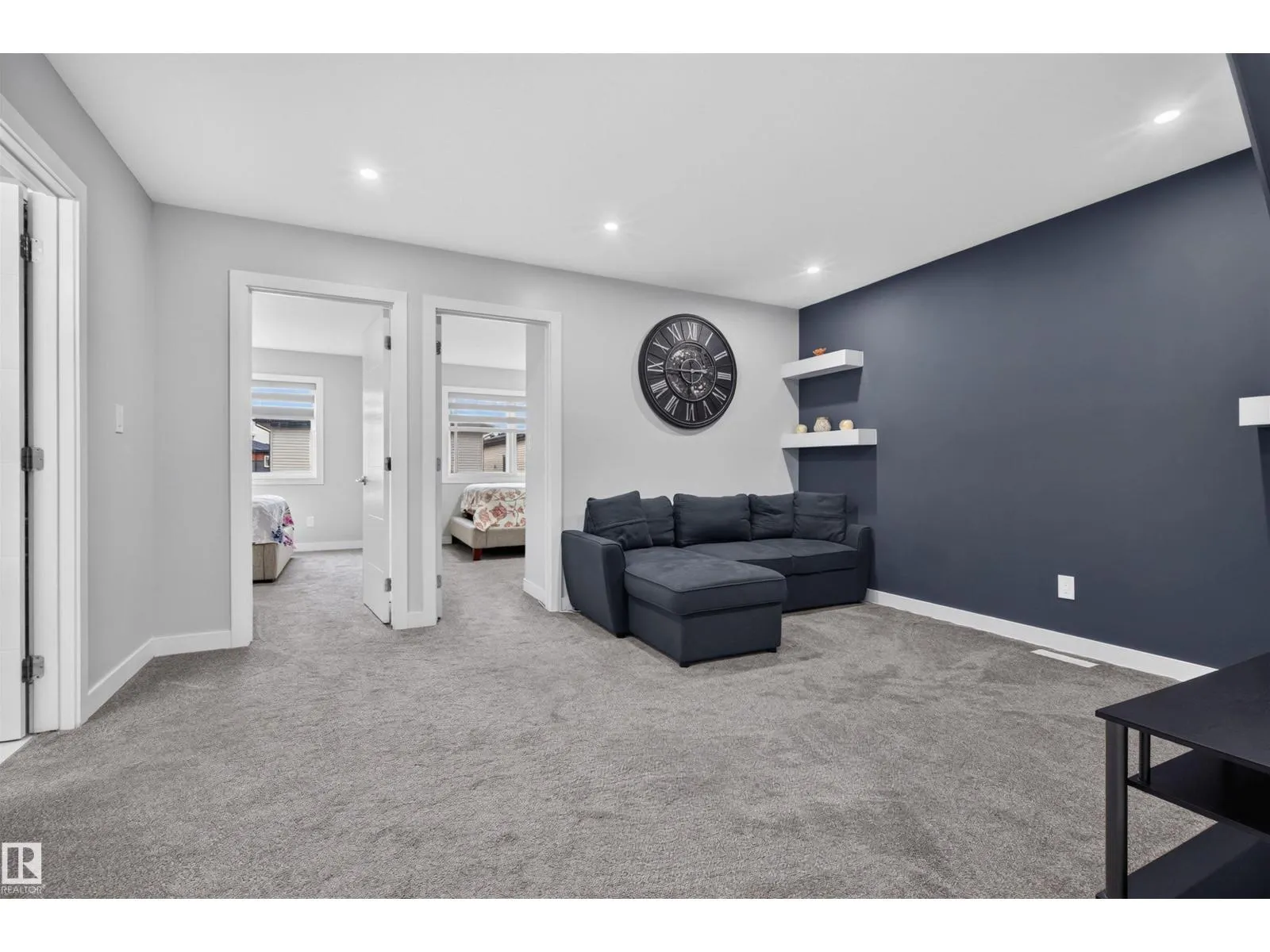 452 ROBERTS CR
