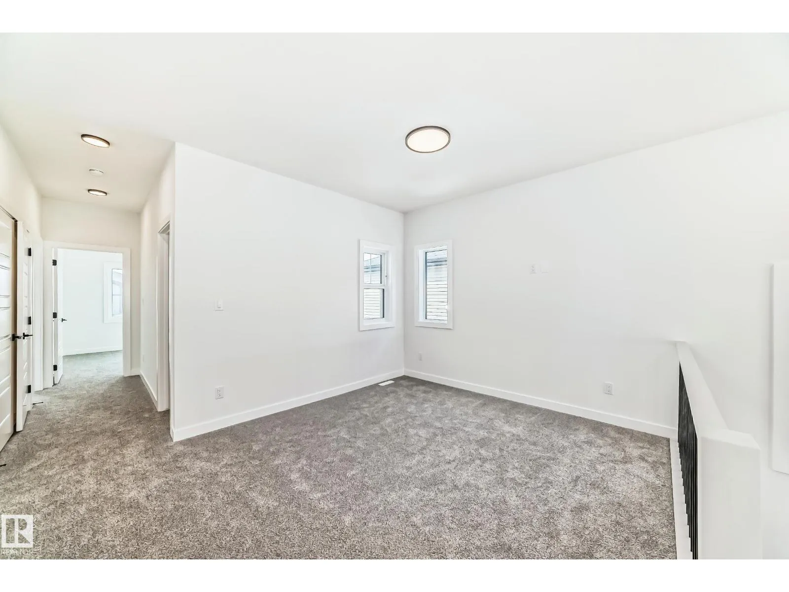 341 ROBERTS WD