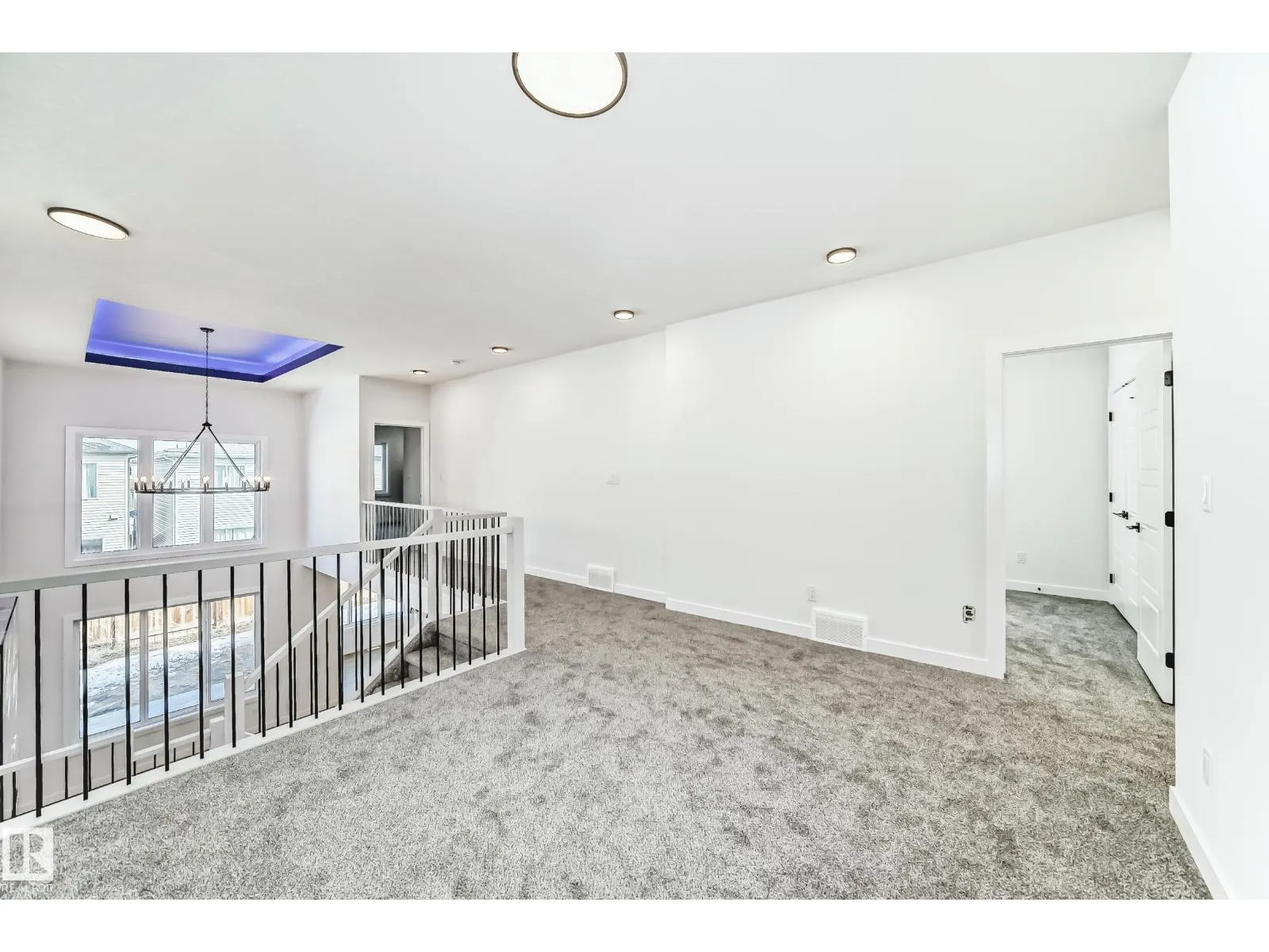 341 ROBERTS WD