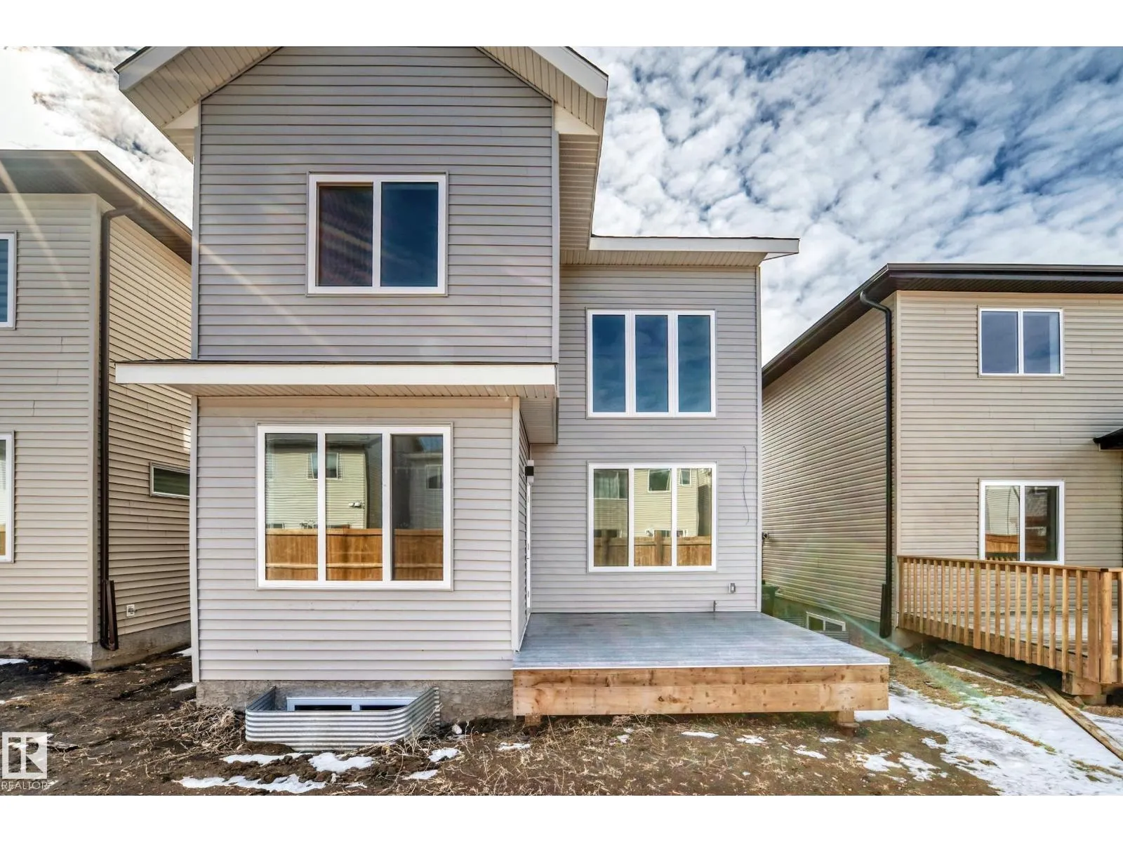 341 ROBERTS WD