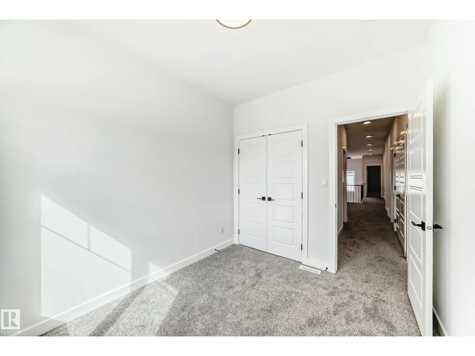 341 ROBERTS WD