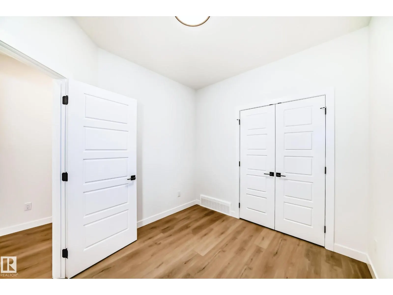 341 ROBERTS WD