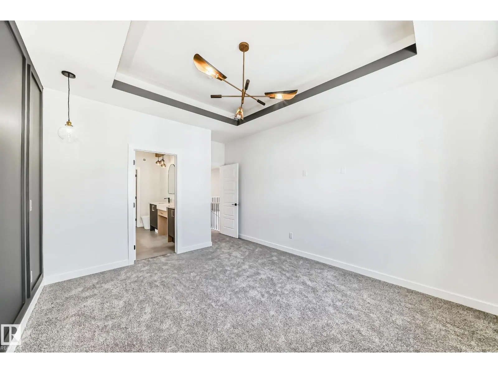 341 ROBERTS WD