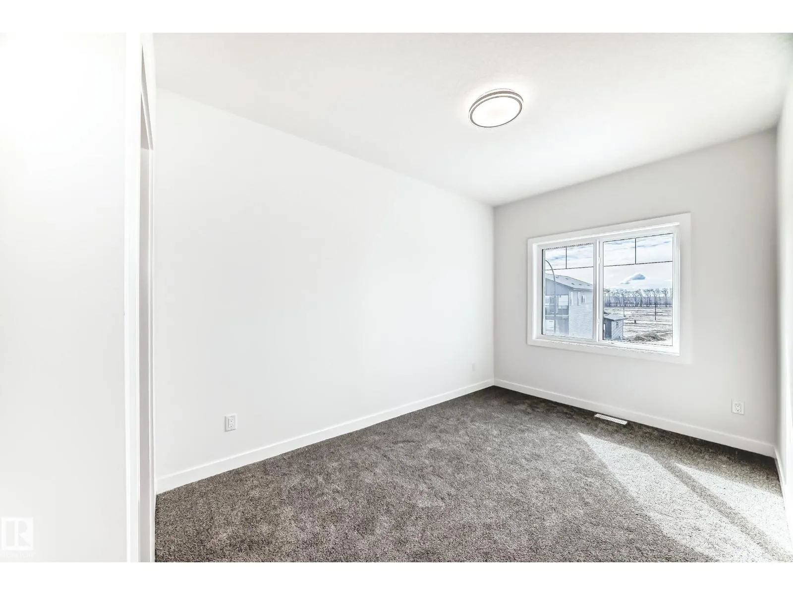 341 ROBERTS WD