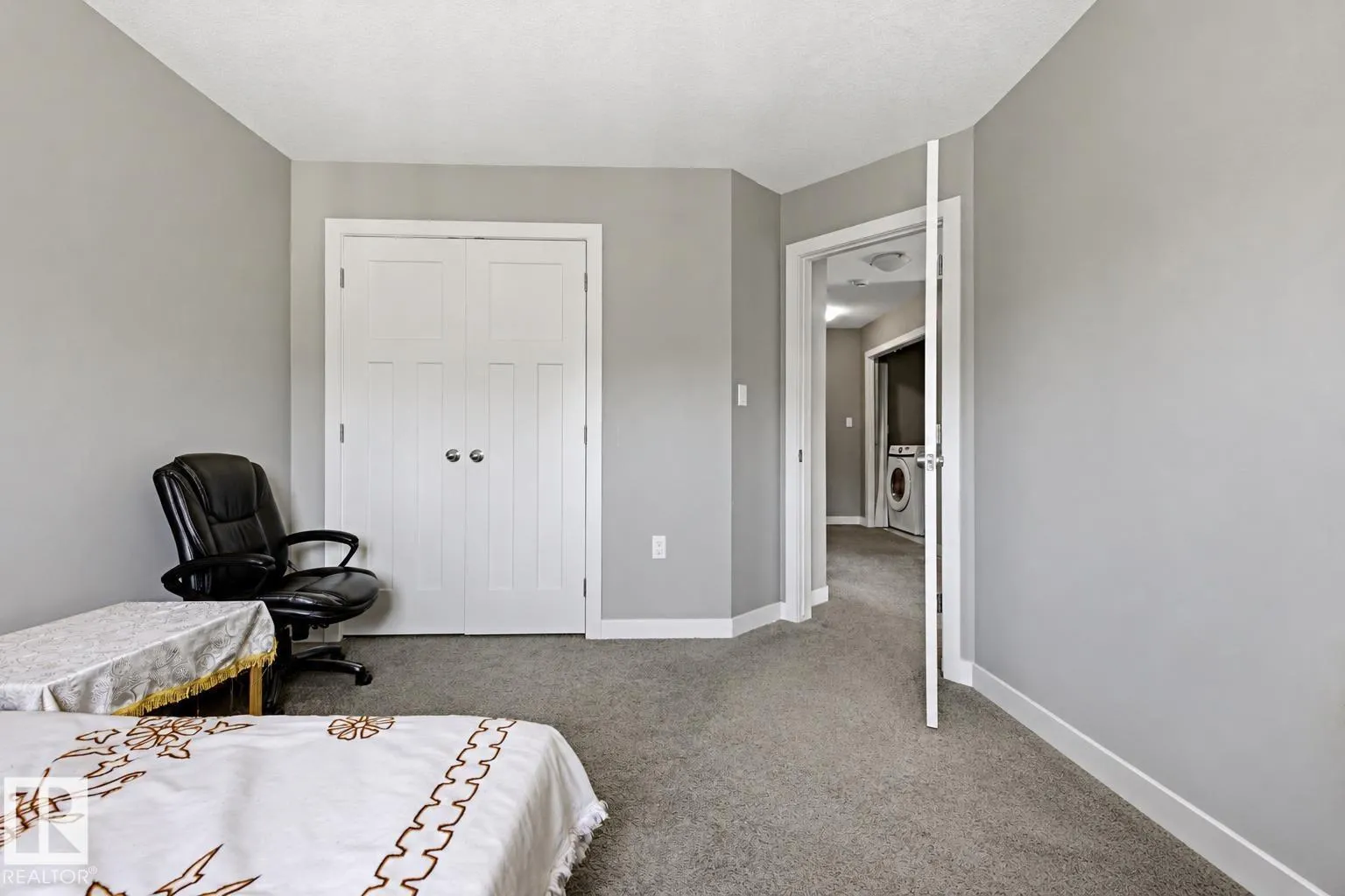 11827 56 ST NW