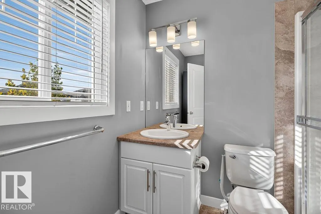 12 MEADOWLAND CR
