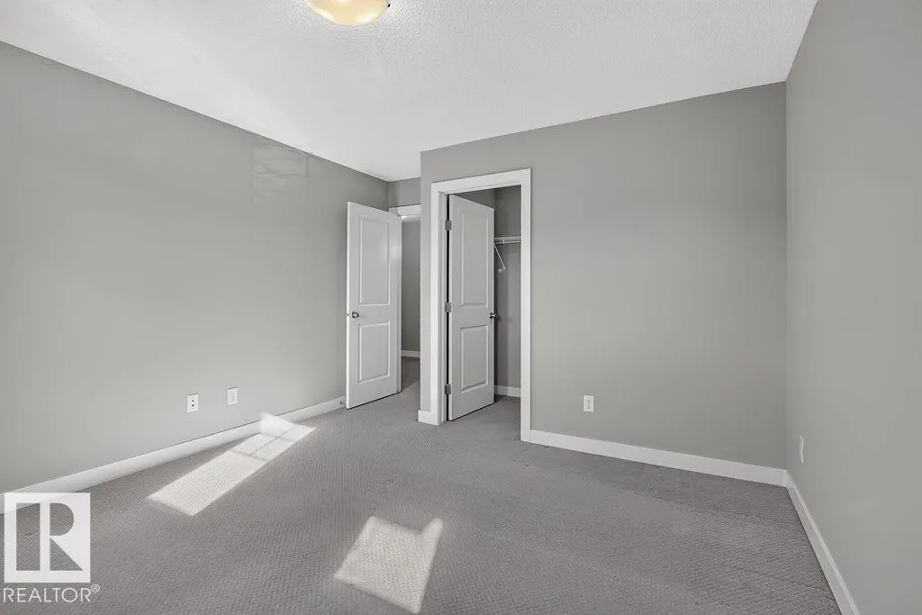 12 MEADOWLAND CR