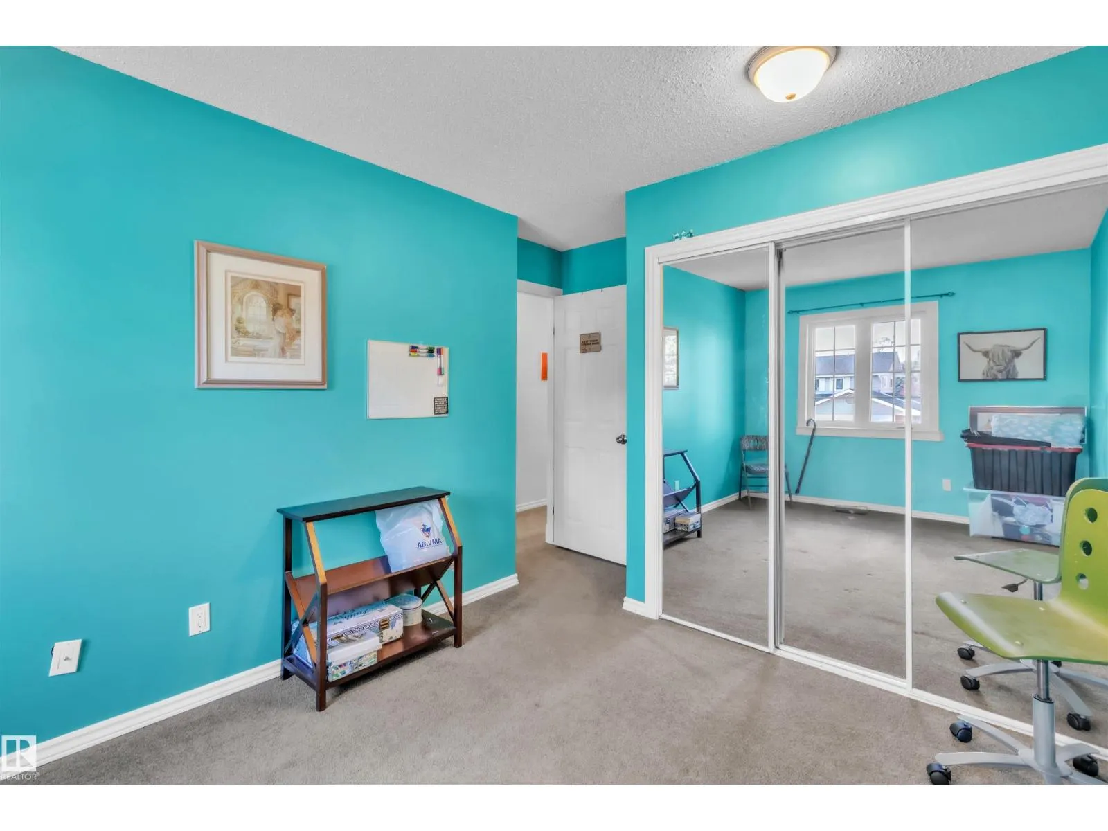 76 GARIEPY CR NW
