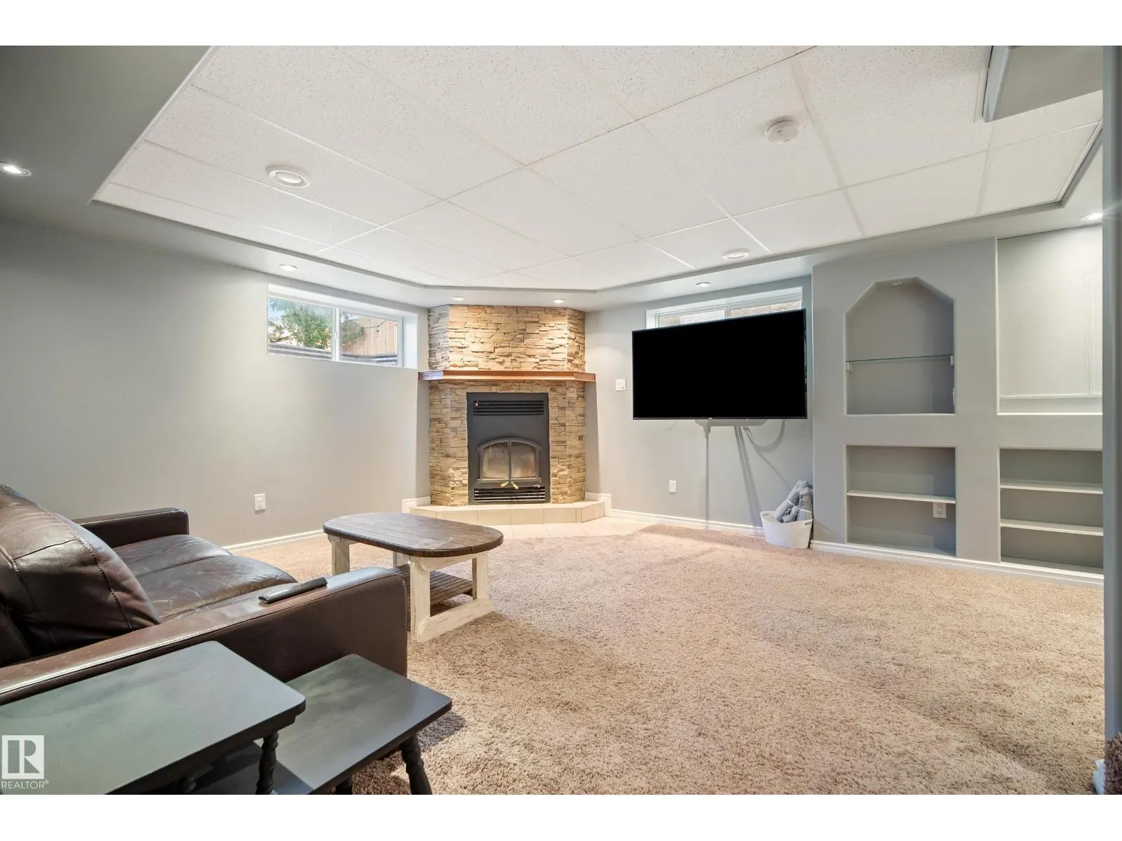 52 HARMONY CR