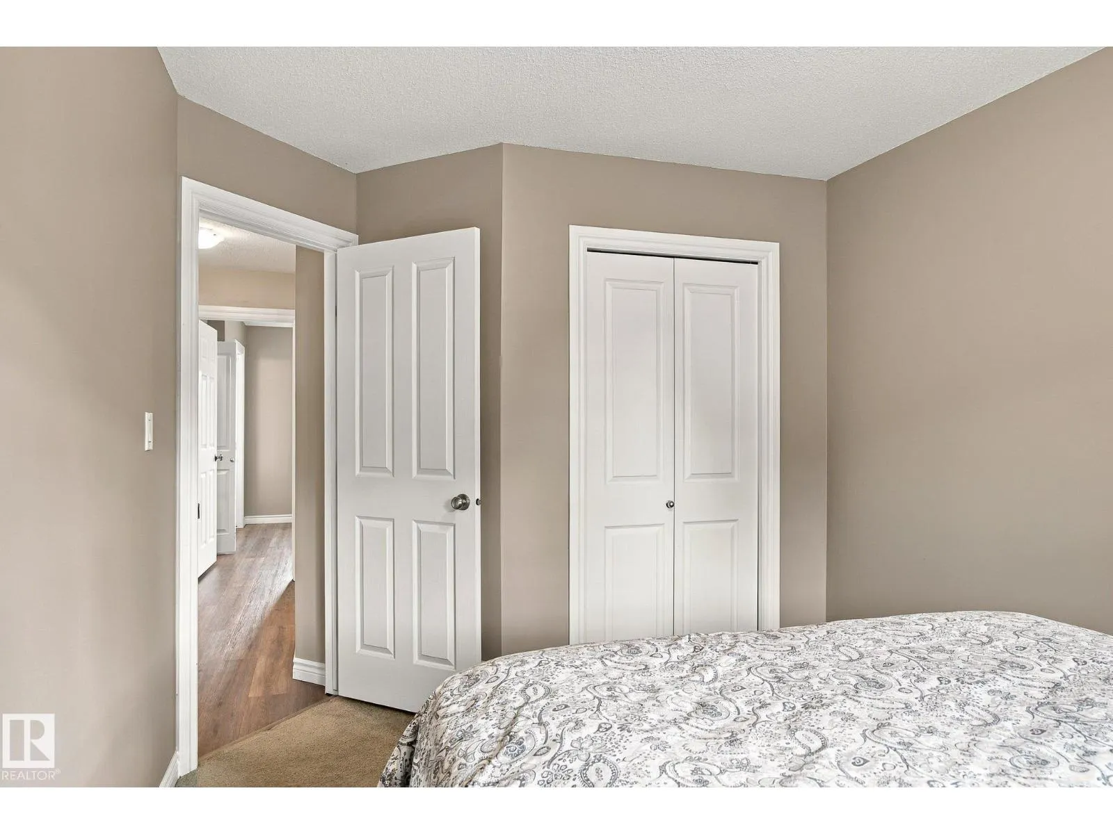 #27 85 SPRUCE VILLAGE DR
