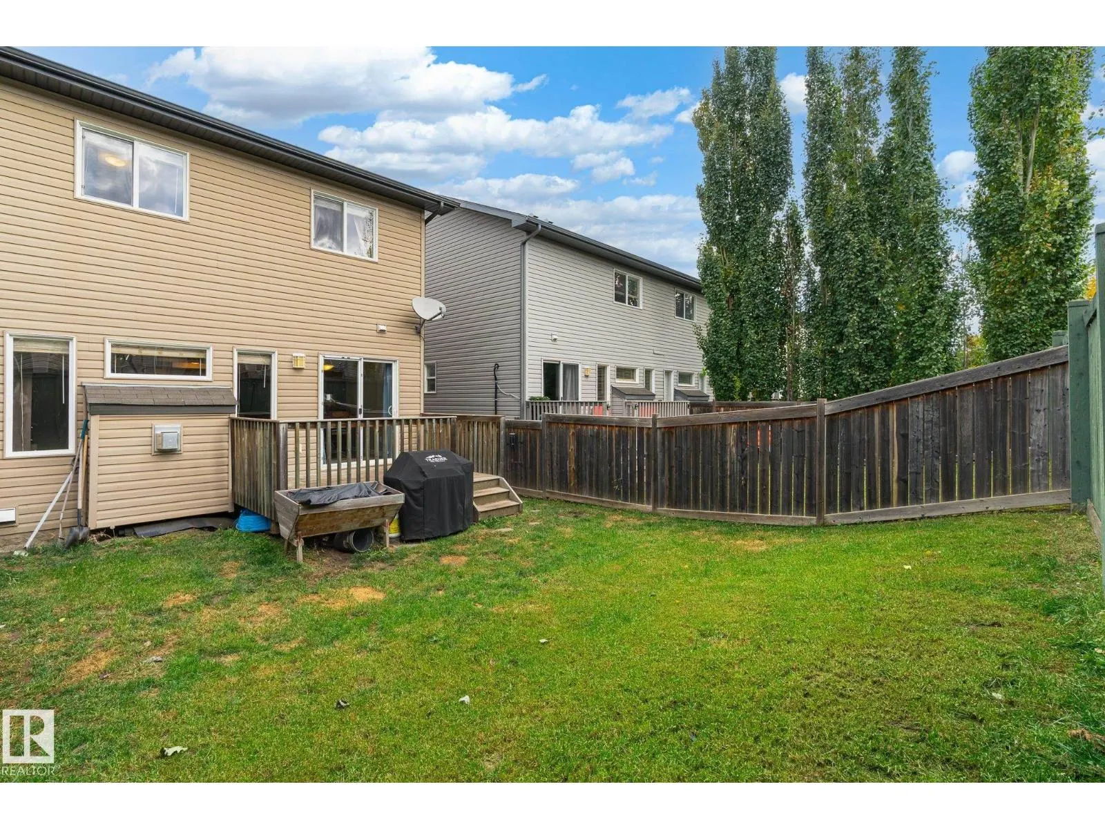 #27 85 SPRUCE VILLAGE DR