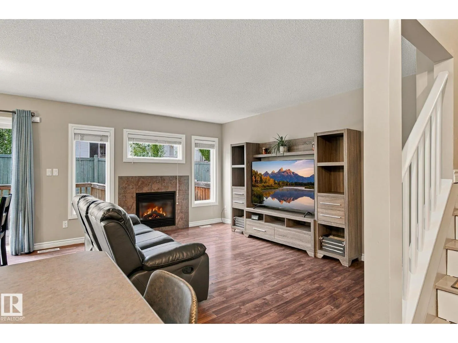 #27 85 SPRUCE VILLAGE DR