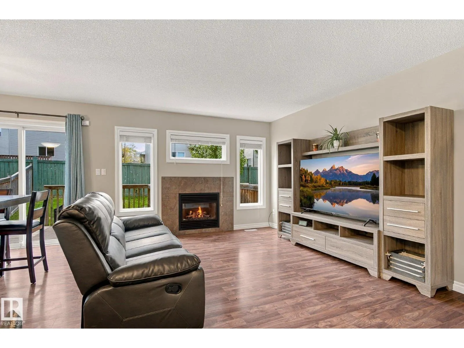 #27 85 SPRUCE VILLAGE DR