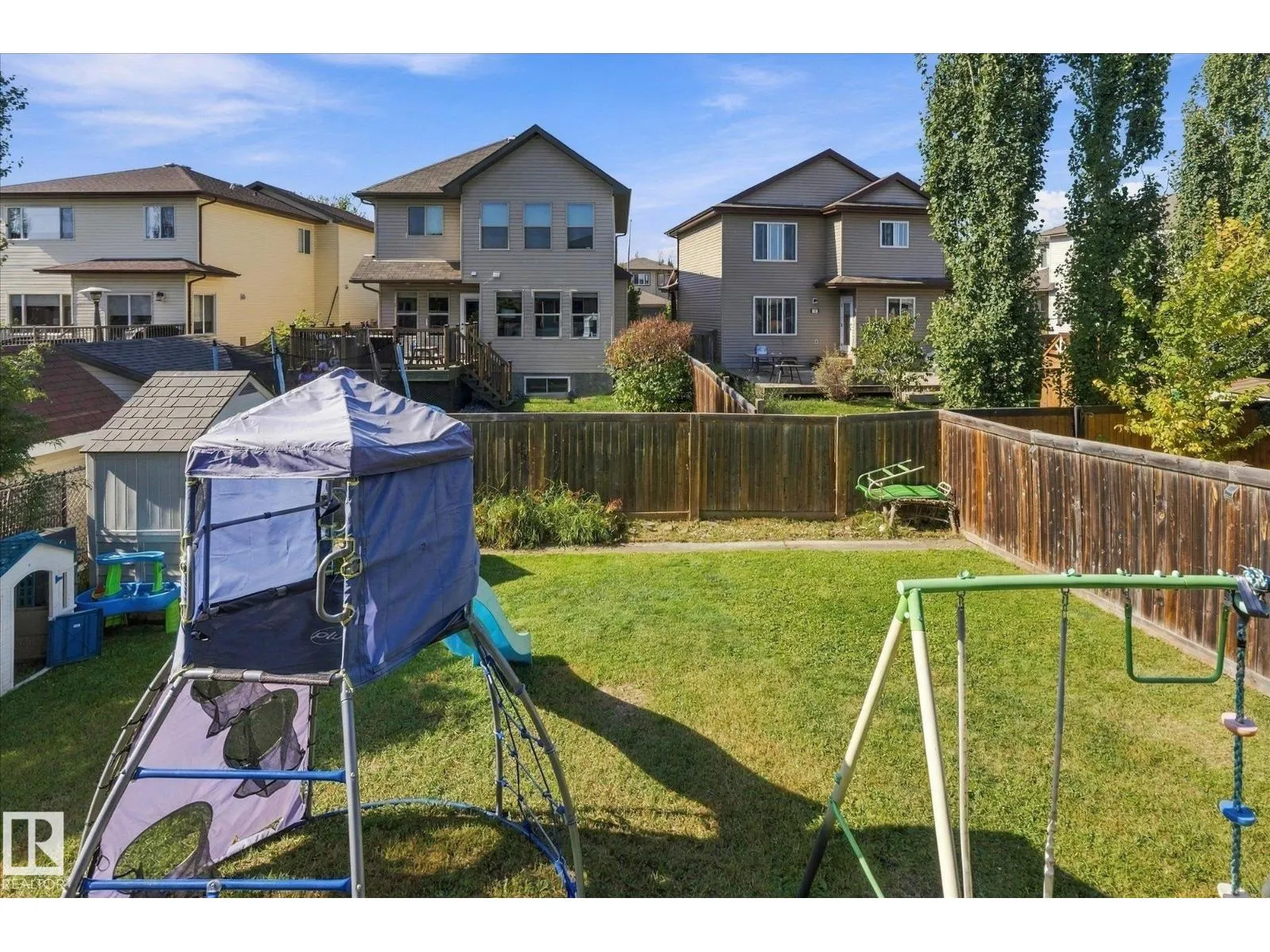 70 GREENFIELD WY