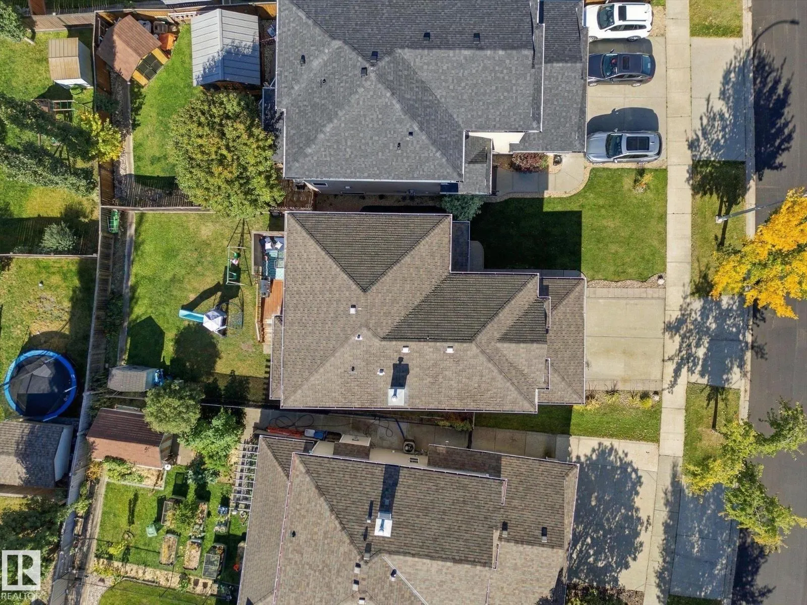 70 GREENFIELD WY